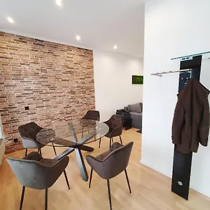  Apartament Modernes, Stilvolles Eingerichtetes Loft