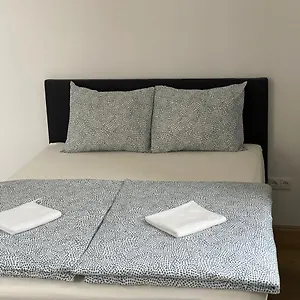 Aris 1140 Apartment