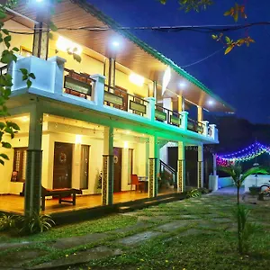 https://marari-gods-own-villa.kerala-hotels.net