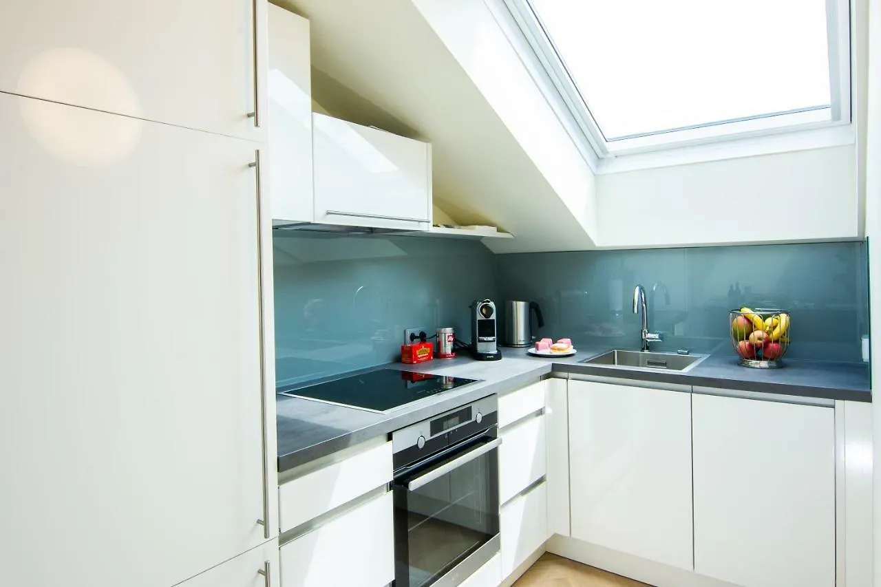 Est Residence Schoenbrunn Vienna - Apartments 0*,
